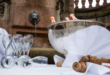 Sektempfang Marktsäule